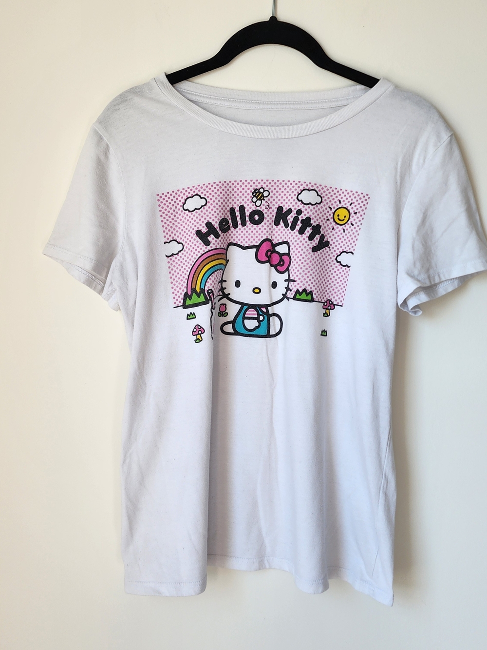 Hello Kitty Graphic Tee - Picture 2 of 12